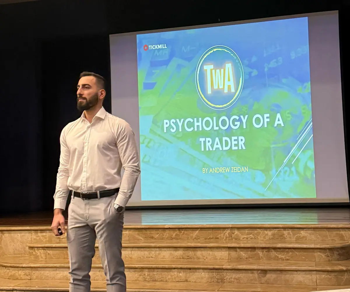 Andrew presenting Psychology of a Trader